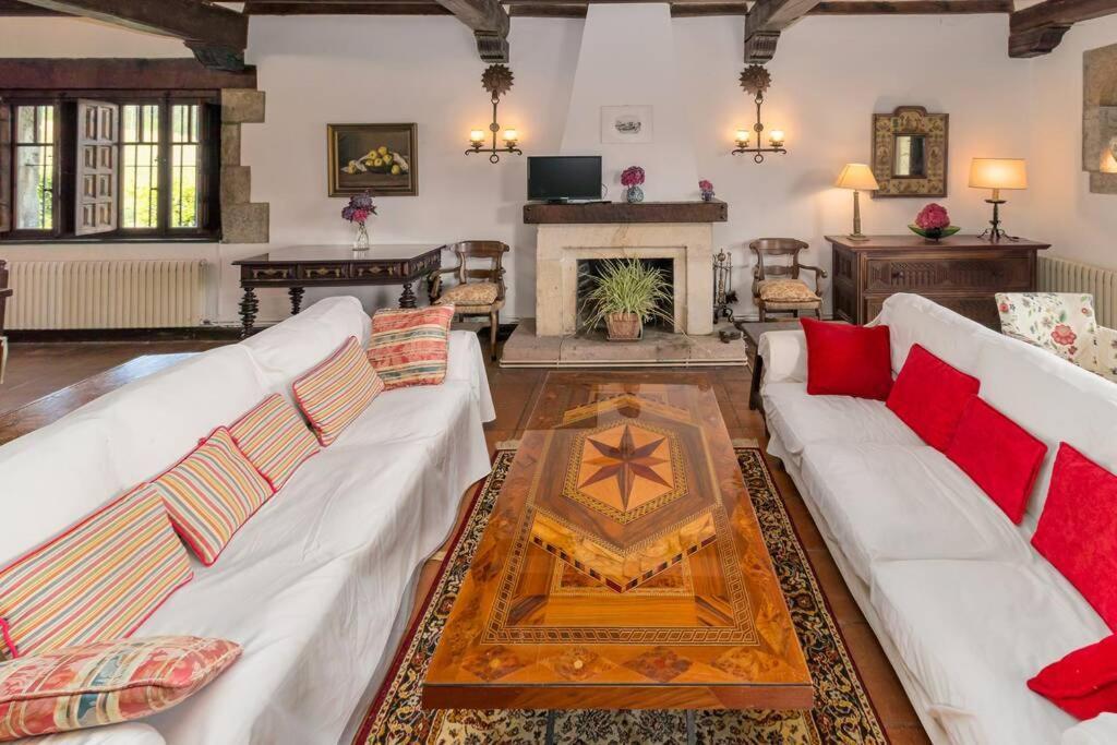 Cantabria Collection - Espectacular Casona Cerca De La Colegiata 桑提亚纳德玛 外观 照片