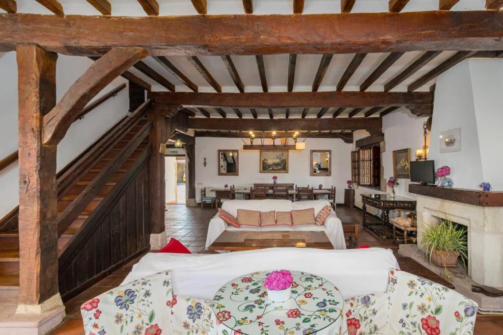 Cantabria Collection - Espectacular Casona Cerca De La Colegiata 桑提亚纳德玛 外观 照片